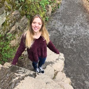 Meet your Posher, Katelyn